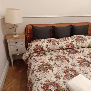 Camera con letto king size
